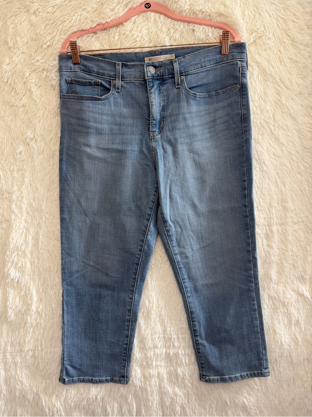 Levi's Womens 311 Shaping Skinny Capri Jeans Size 32 Light Blue Stretch Neutral